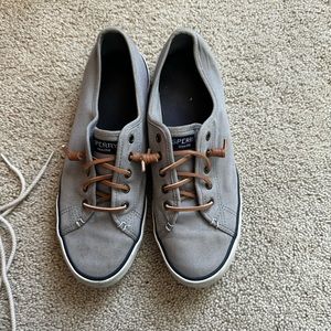 Sperry tennis shoes